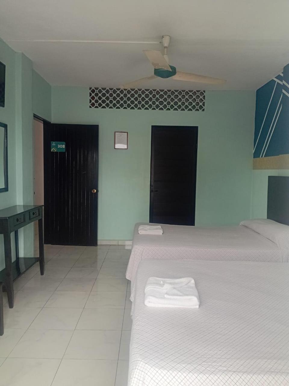 Hotel Acuario Catemaco Eksteriør billede
